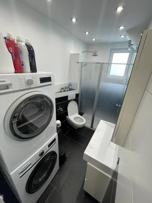 Moderne Wohnung In Der Naehe Vom Parndorf Outlet! Királyhida Kültér fotó